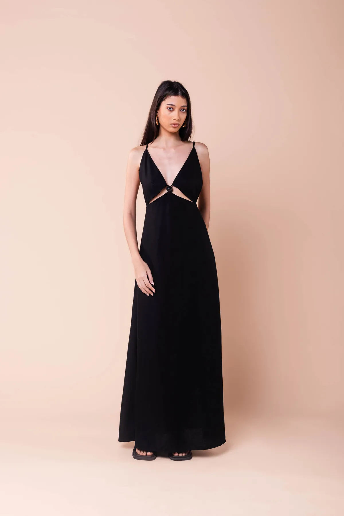 vestido-barbara-esfera-preto-img1